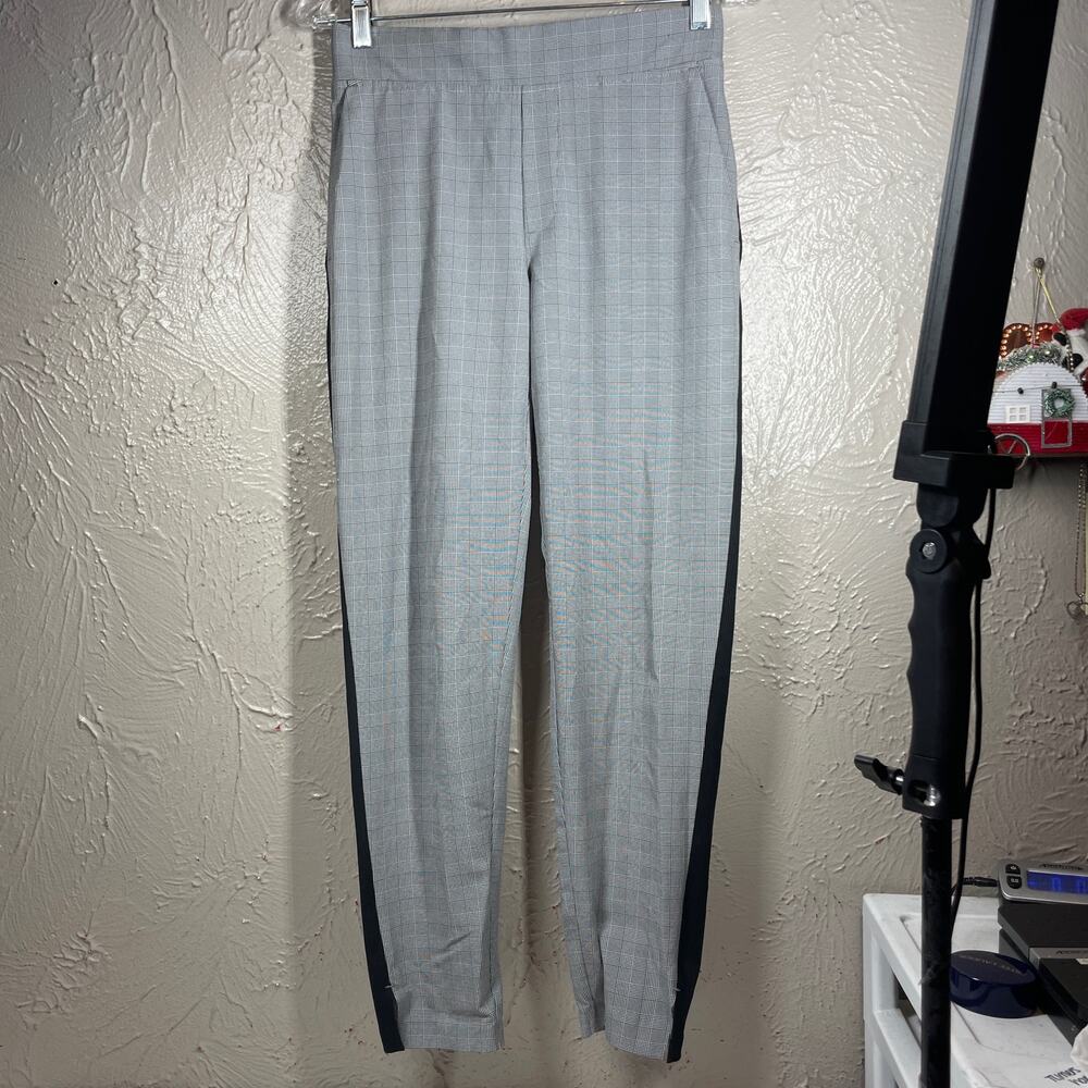 Athleta Brooklyn Plaid Ankle Pants‎ Pull-On Gray Plaid Elastic Waistband Size 0